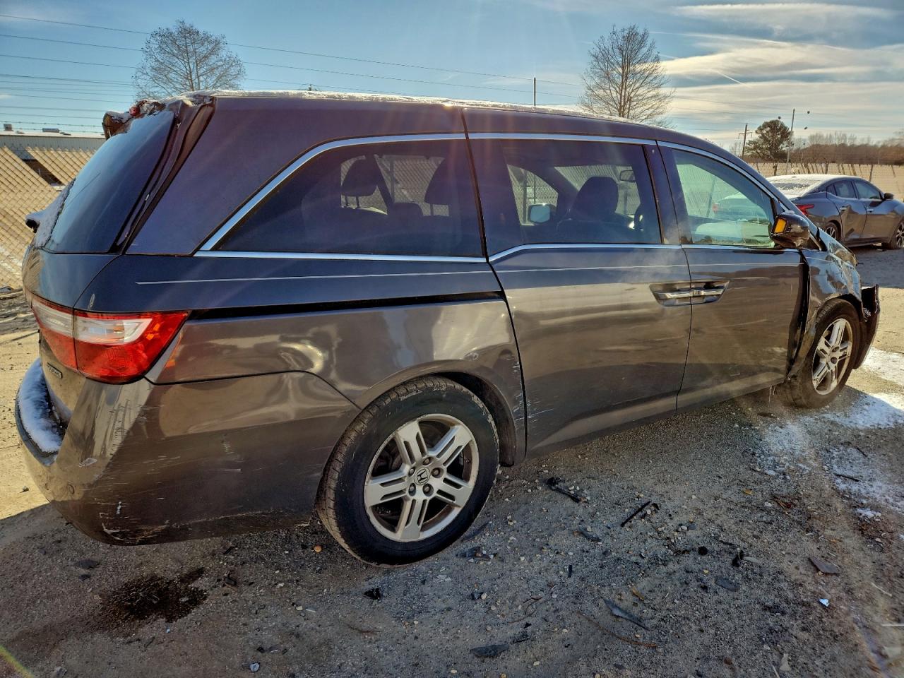 2013 HONDA ODYSSEY TOURING photo 3