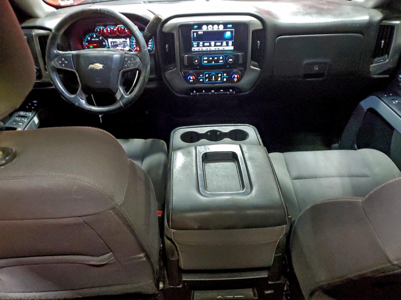 2016 CHEVROLET SILVERADO K1500 LT photo 8