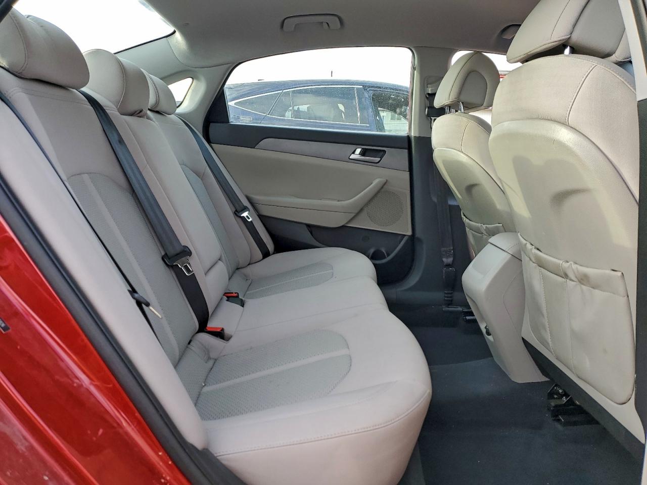 2017 HYUNDAI SONATA SE photo 10