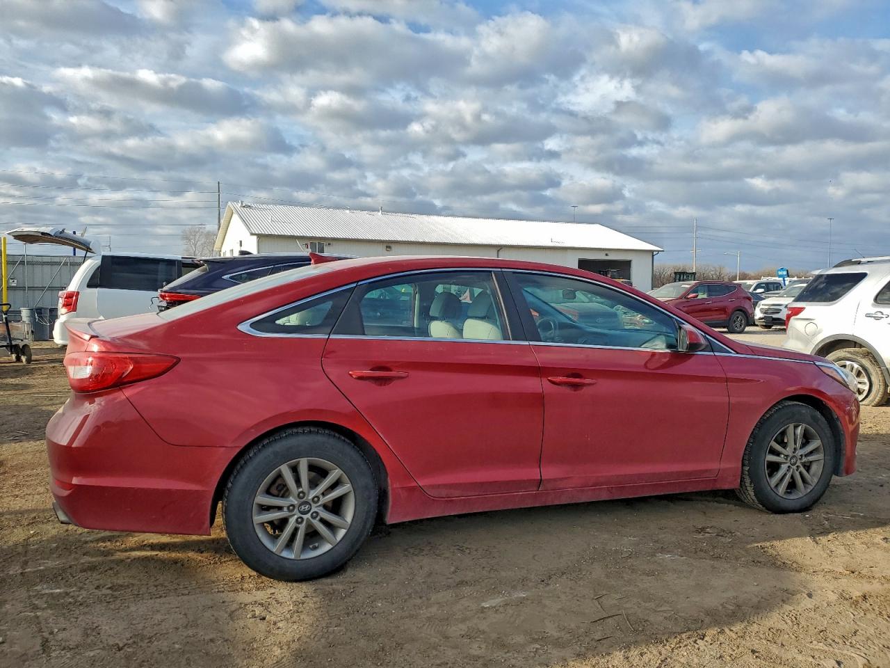 2017 HYUNDAI SONATA SE photo 3