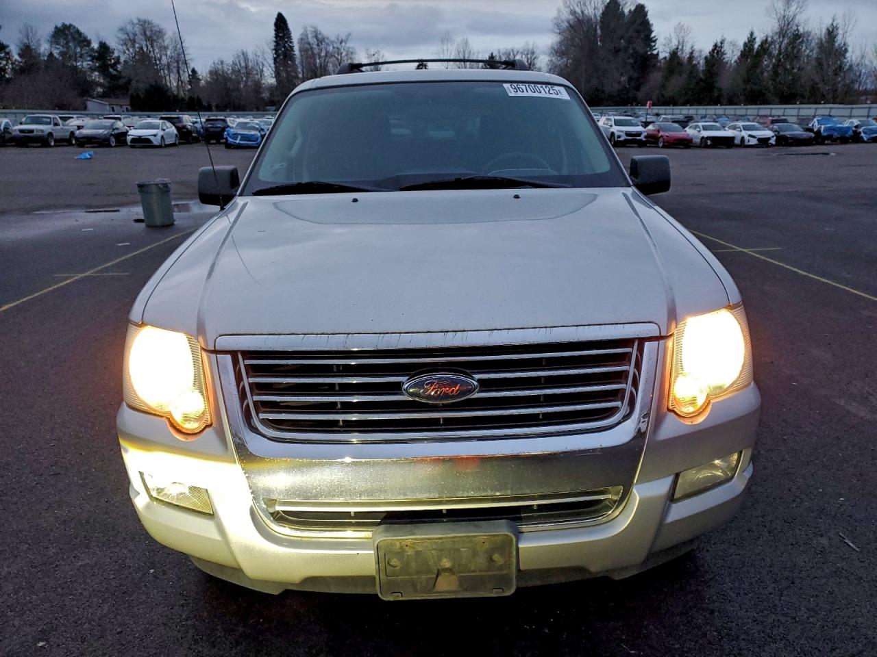 2010 FORD EXPLORER XLT photo 5