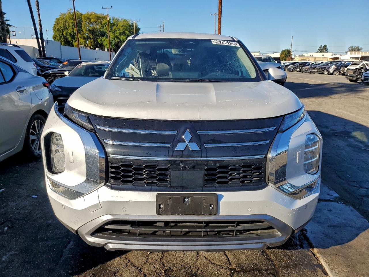 2025 MITSUBISHI OUTLANDER SE photo 5