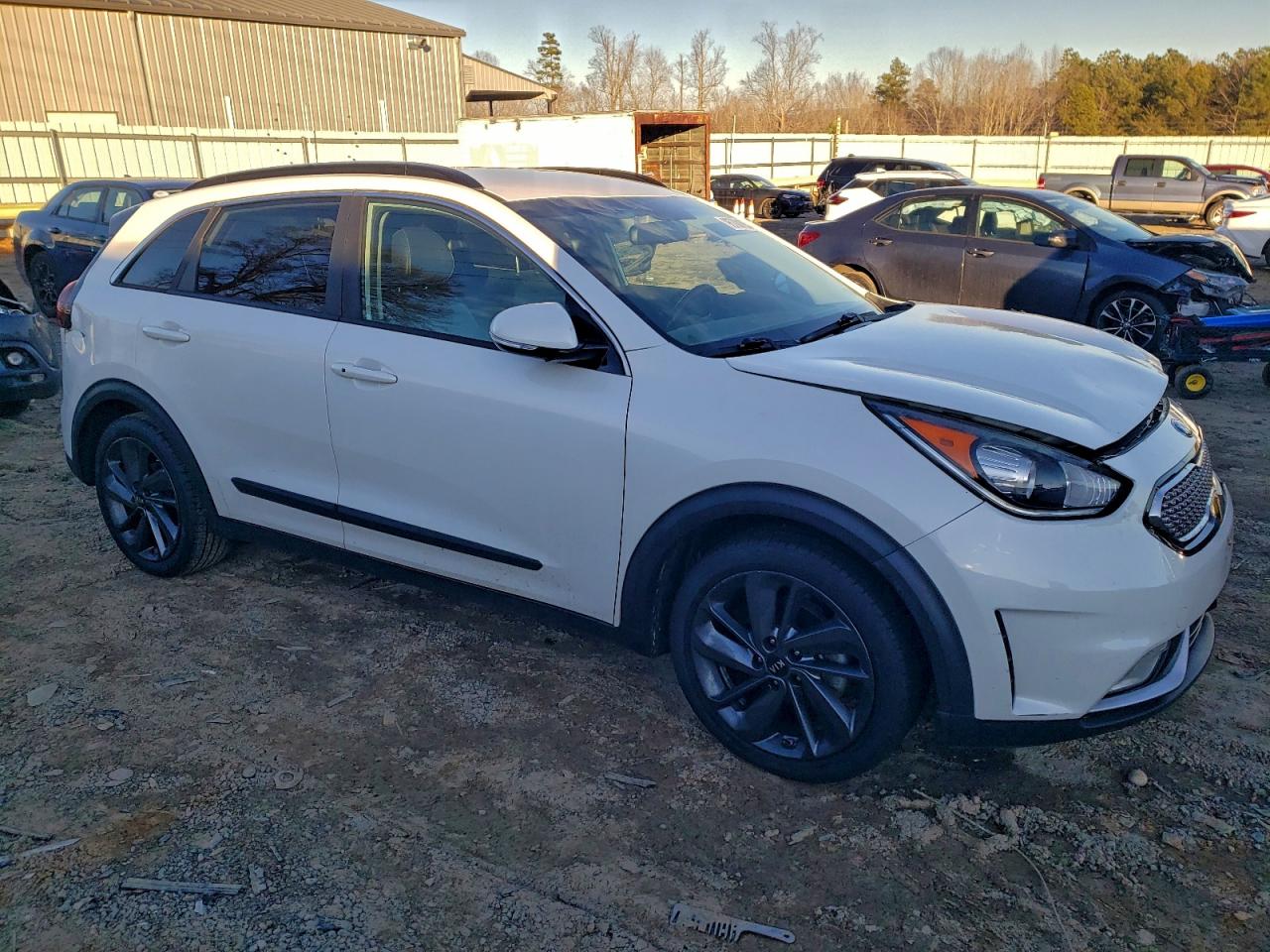 2017 KIA NIRO EX photo 4