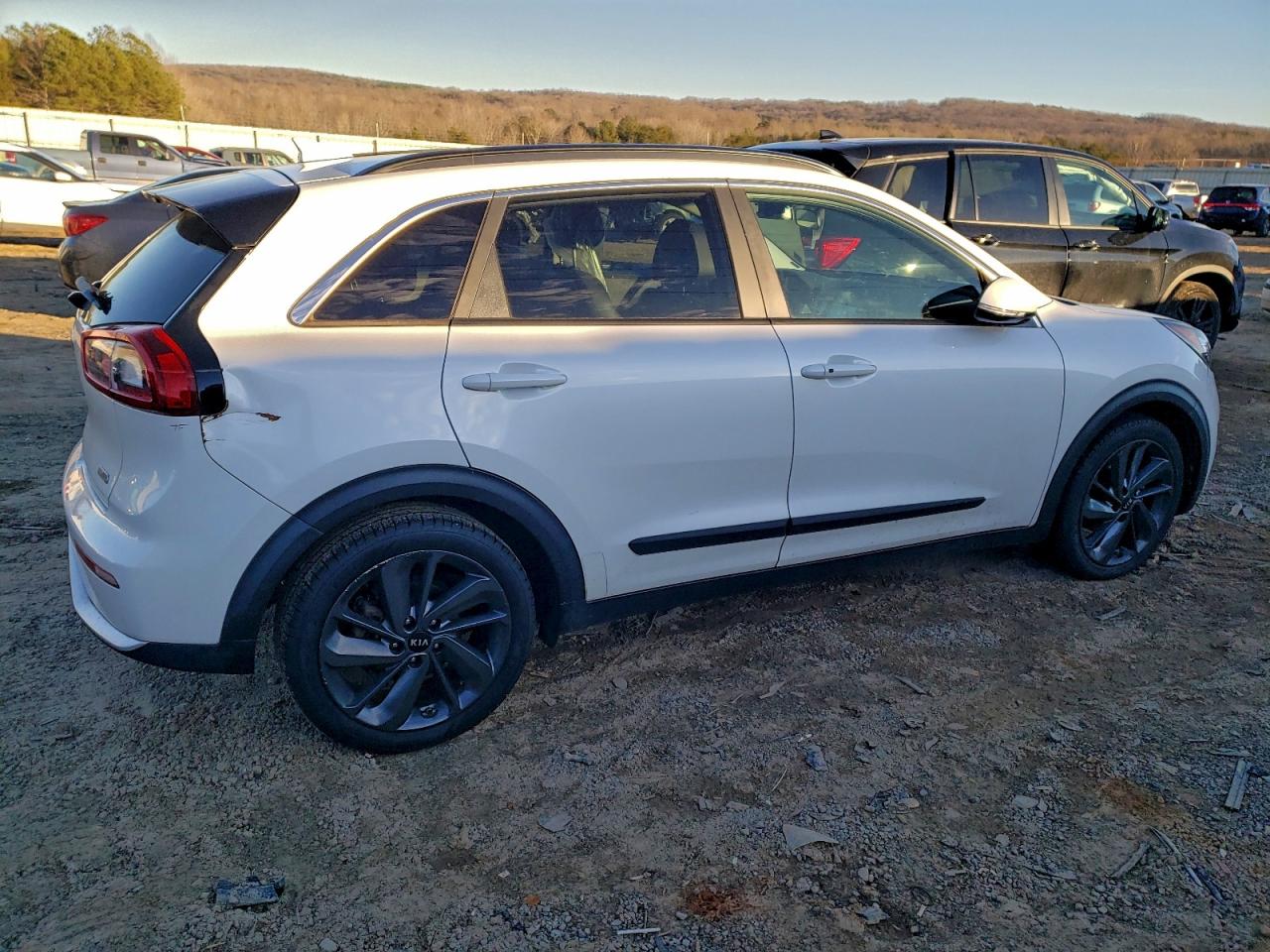 2017 KIA NIRO EX photo 3