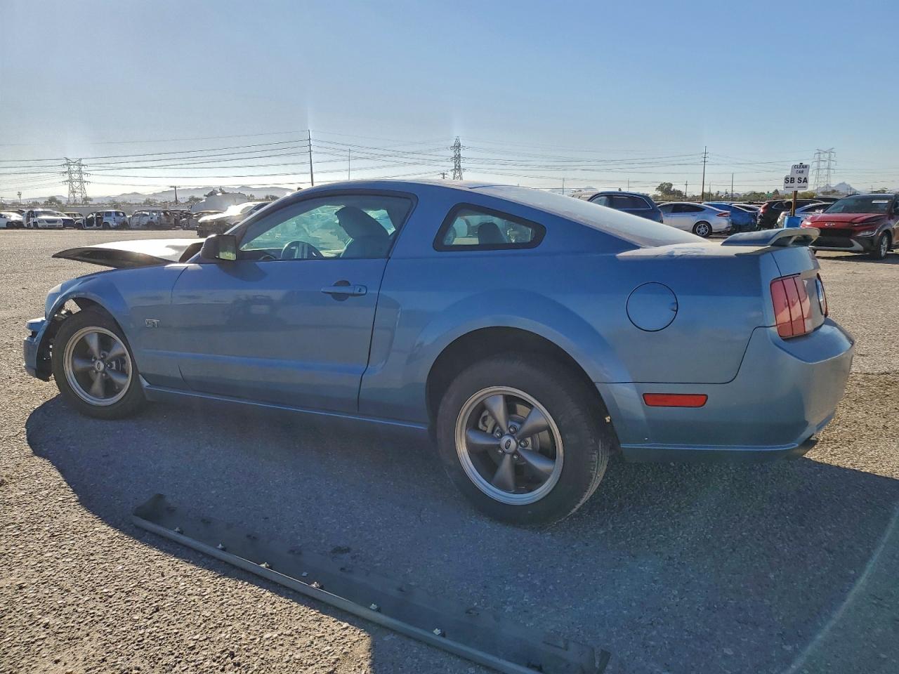 2005 FORD MUSTANG GT photo 2