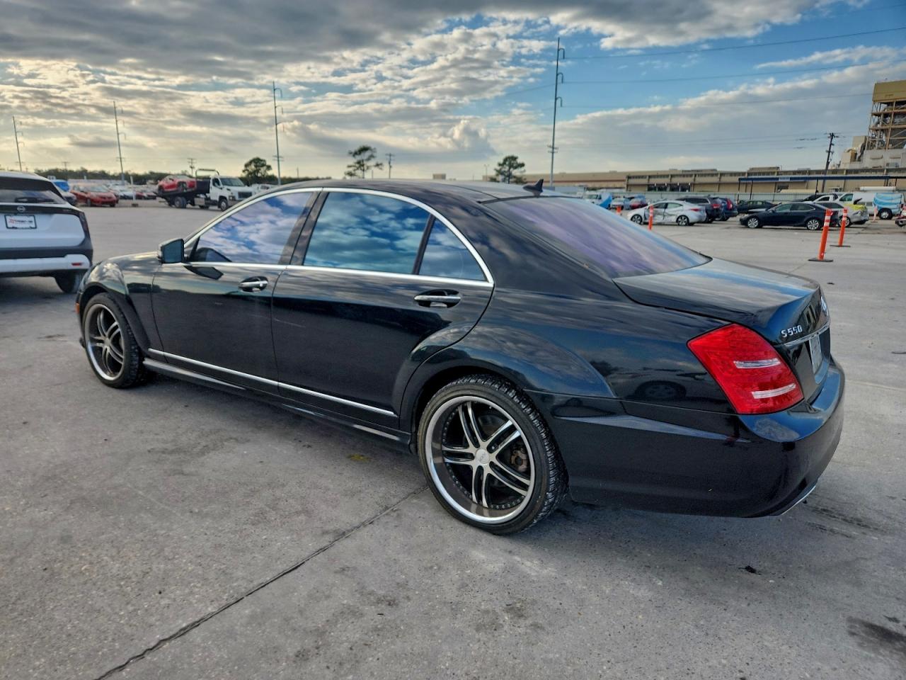 2013 MERCEDES-BENZ S 550 4MATIC photo 2
