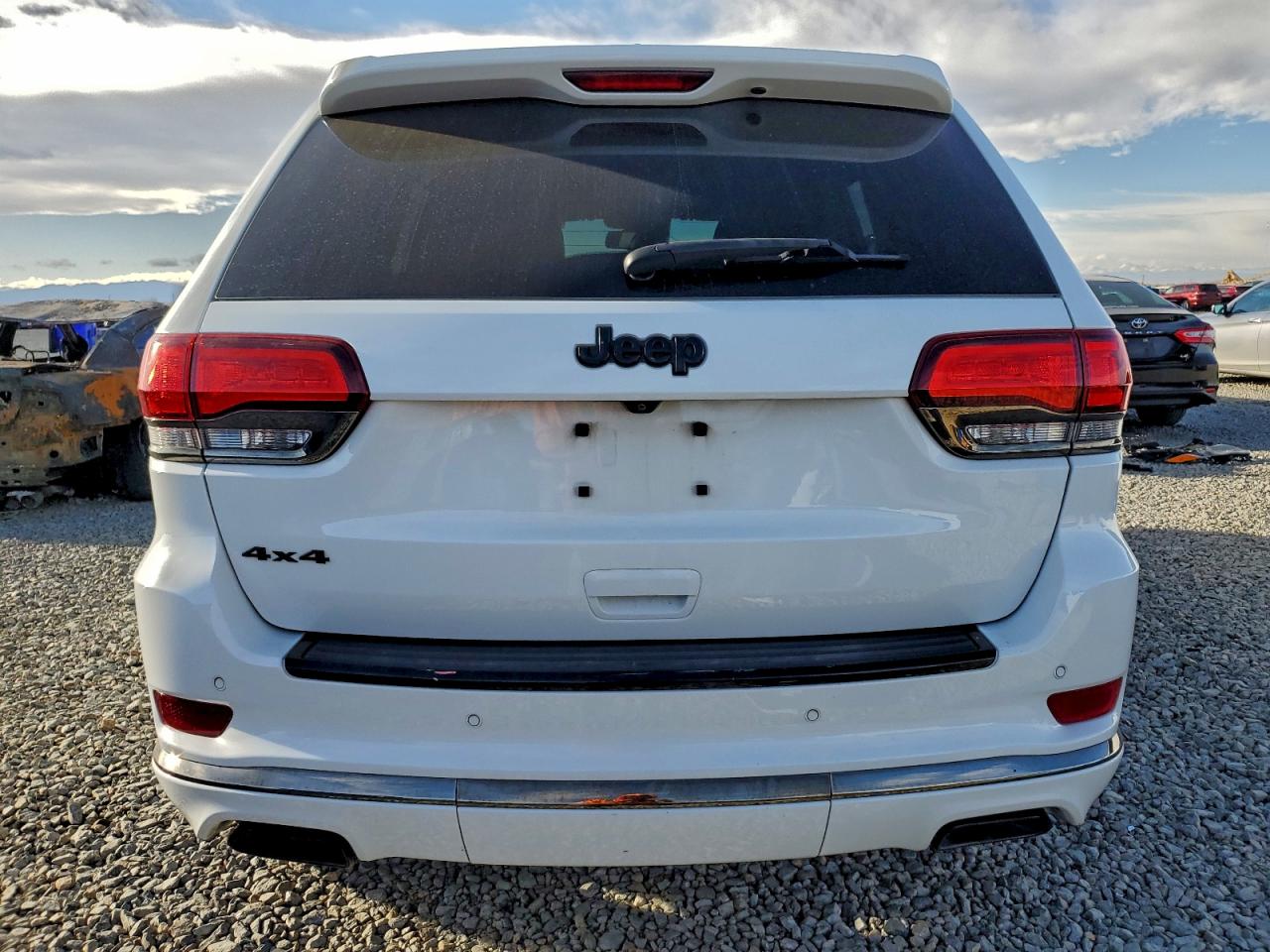 2016 JEEP GRAND CHEROKEE OVERLAND photo 6