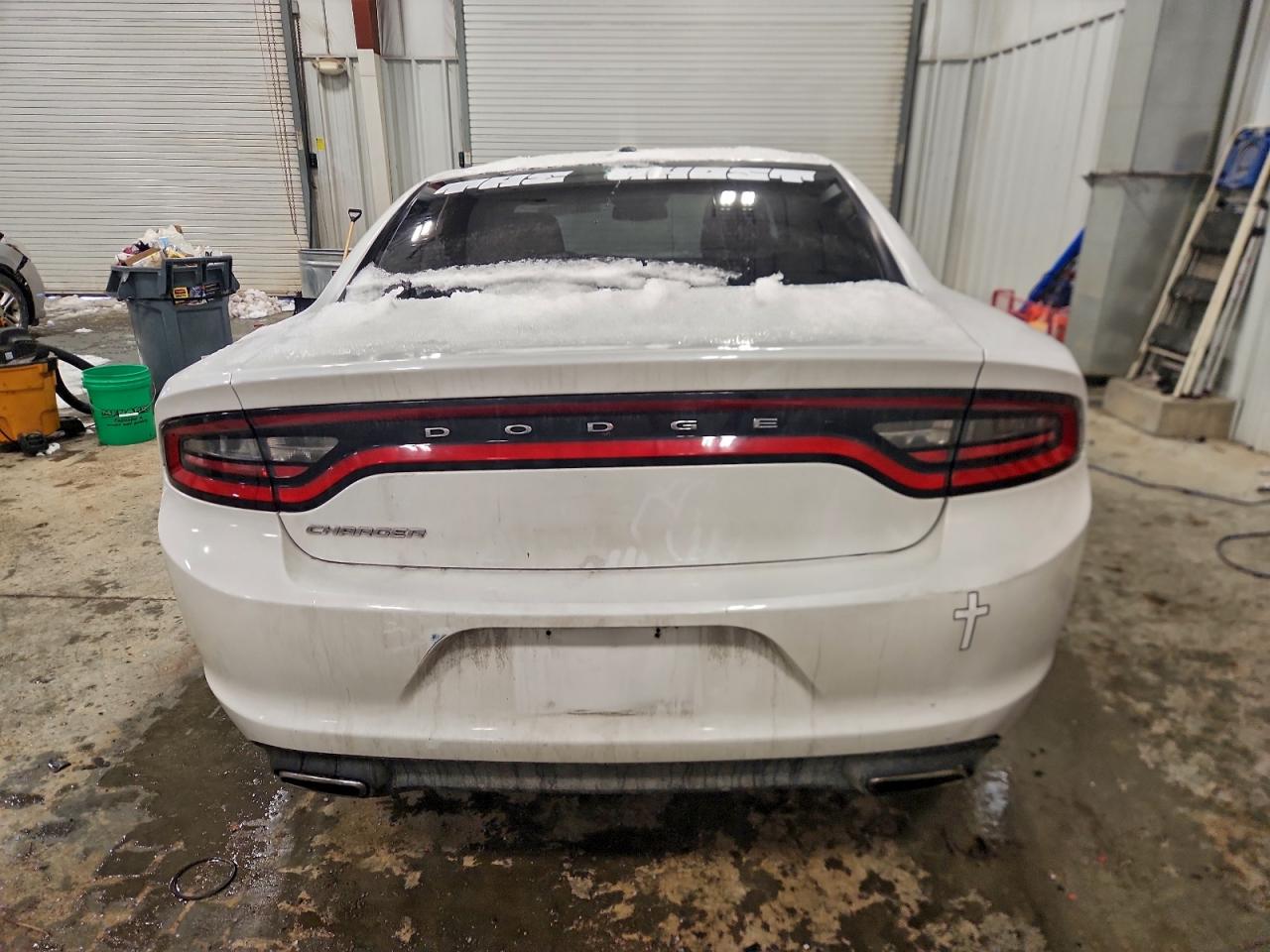 2015 DODGE CHARGER SE photo 6
