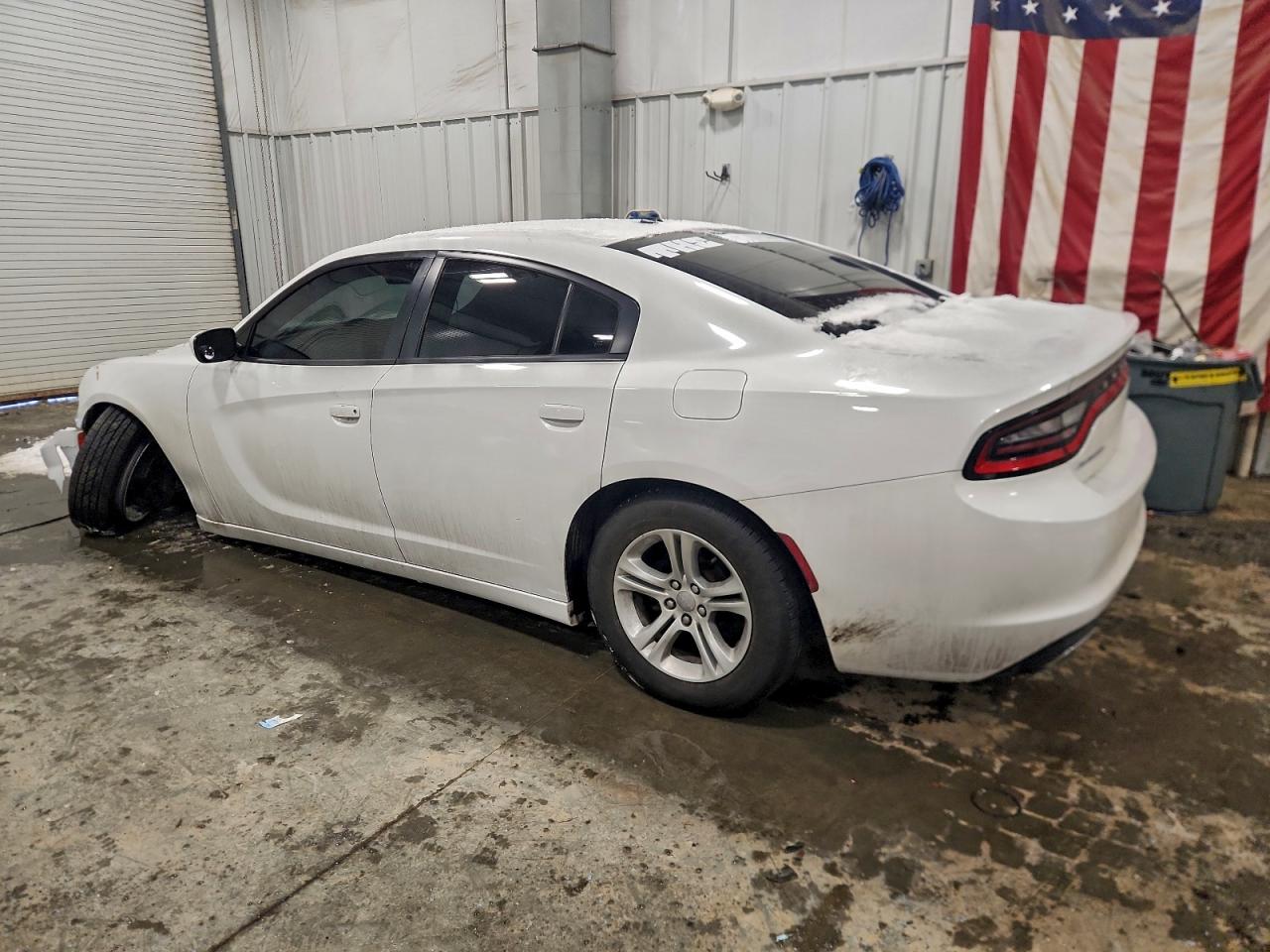 2015 DODGE CHARGER SE photo 2