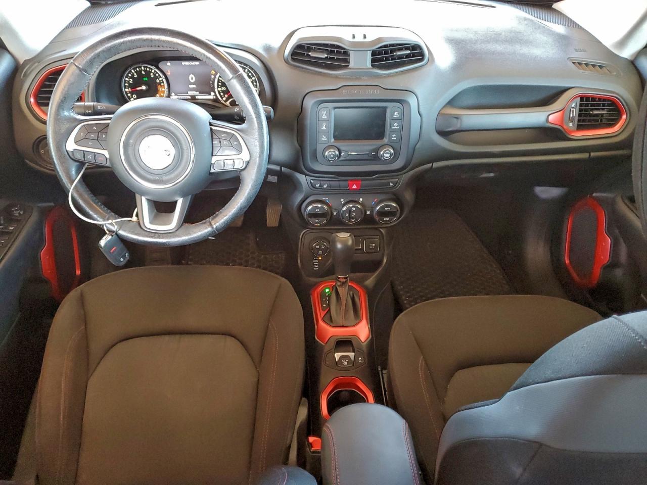 2017 JEEP RENEGADE TRAILHAWK photo 8