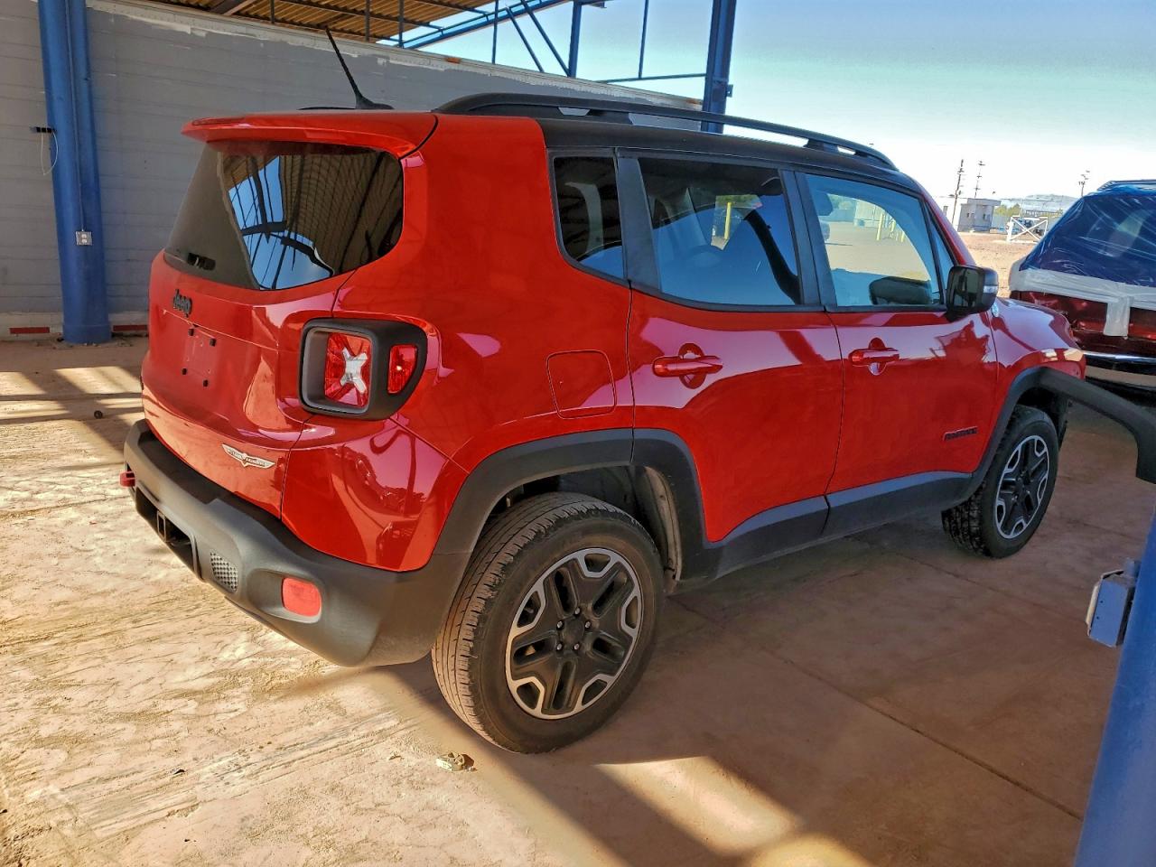 2017 JEEP RENEGADE TRAILHAWK photo 3
