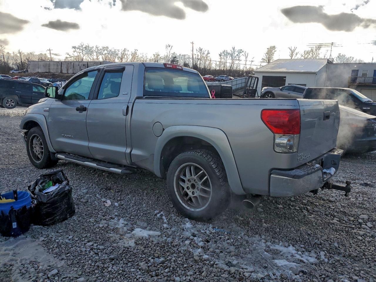 2007 TOYOTA TUNDRA DOUBLE CAB SR5 photo 2