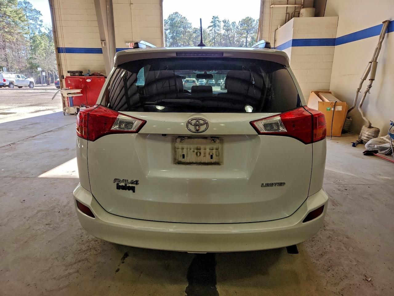 2015 TOYOTA RAV4 LIMITED photo 6