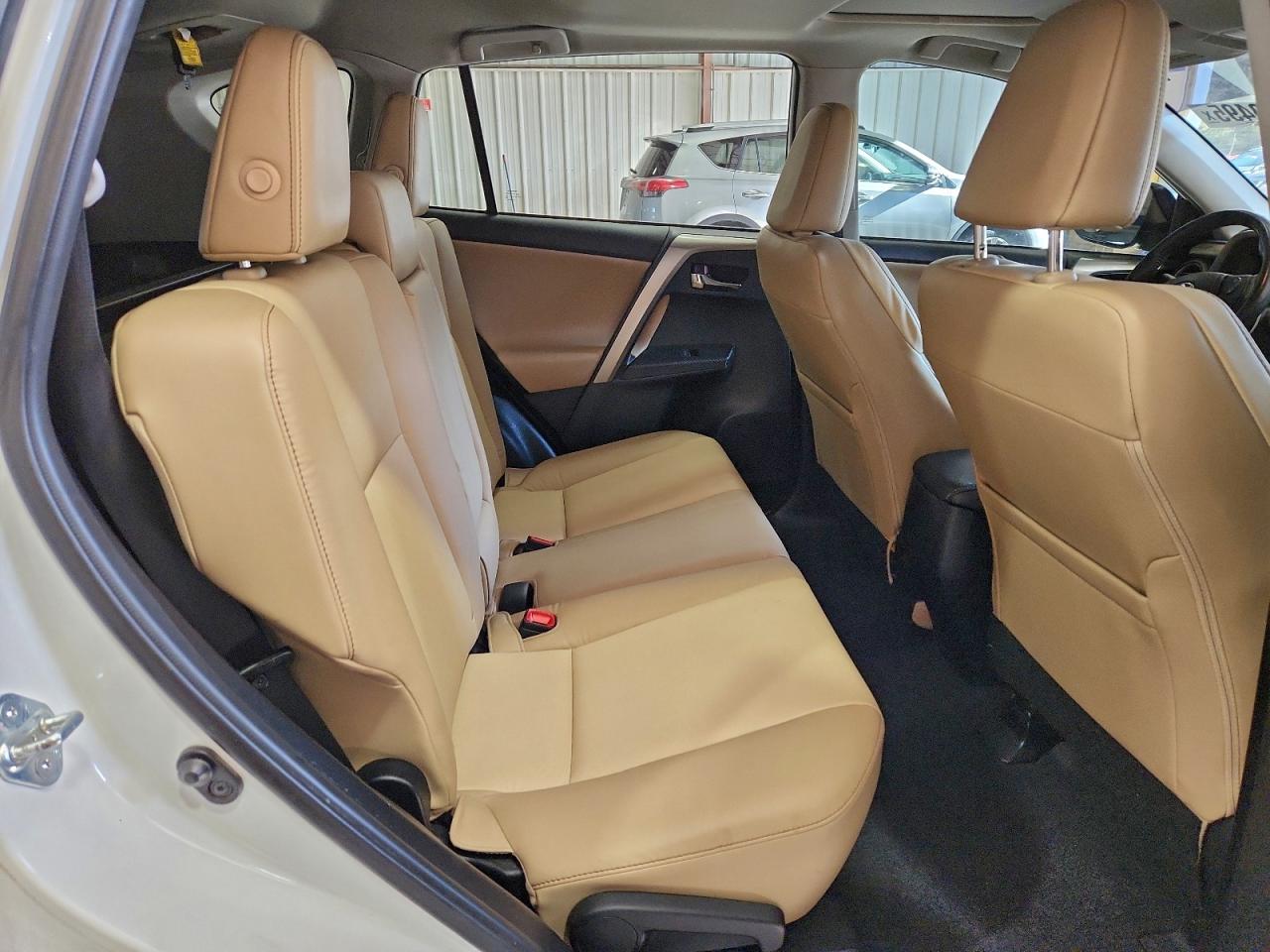 2015 TOYOTA RAV4 LIMITED photo 11