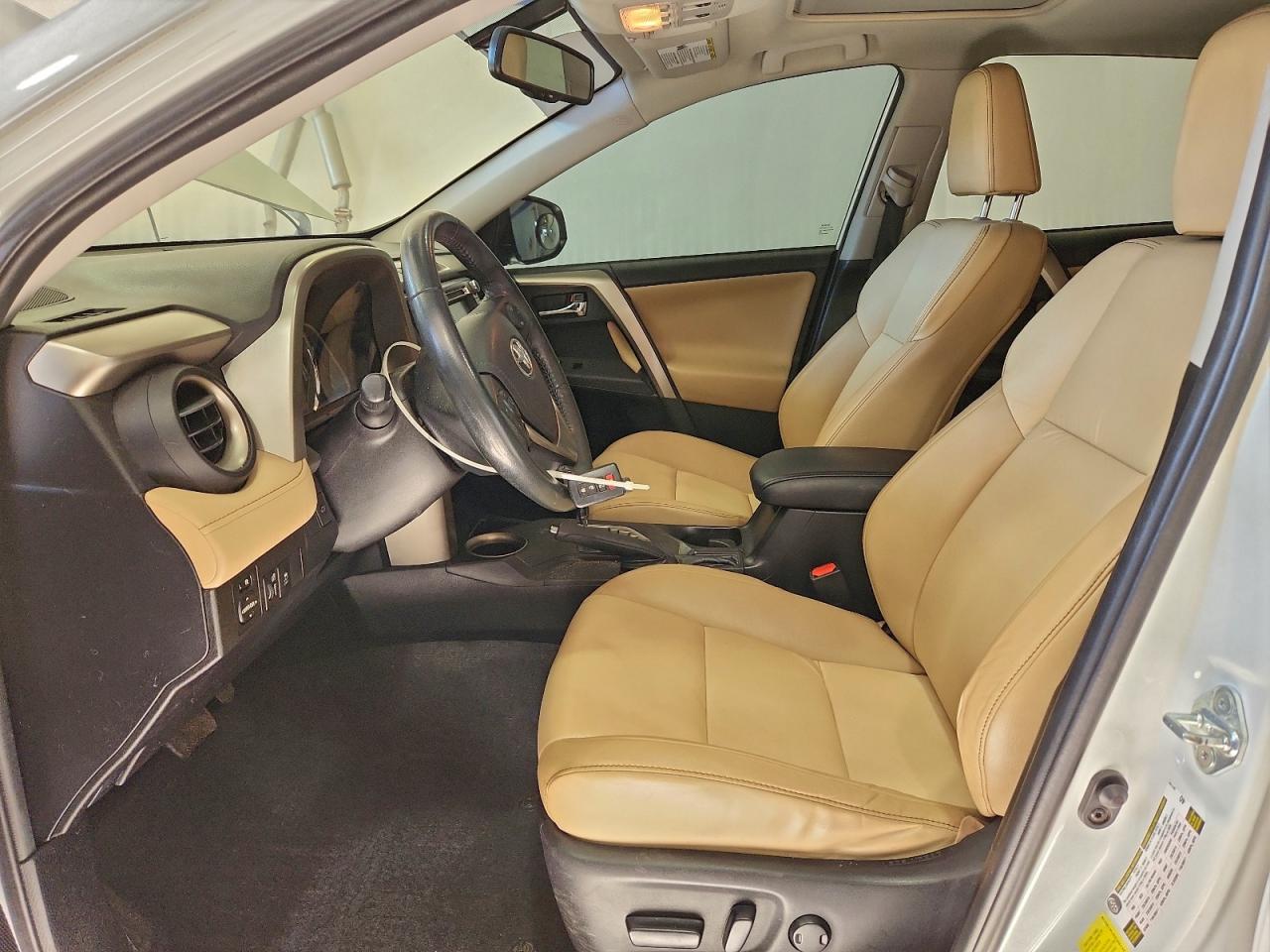 2015 TOYOTA RAV4 LIMITED photo 7