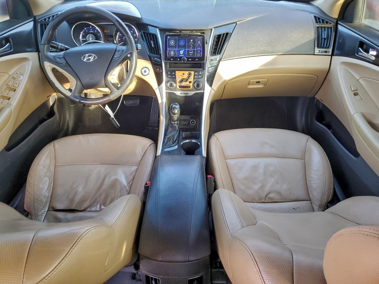 2011 HYUNDAI SONATA SE photo 8