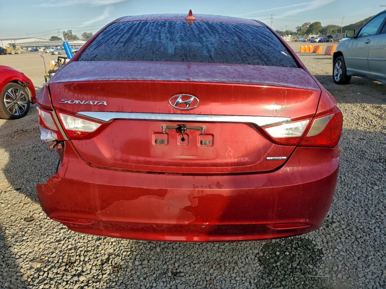 2011 HYUNDAI SONATA SE photo 6