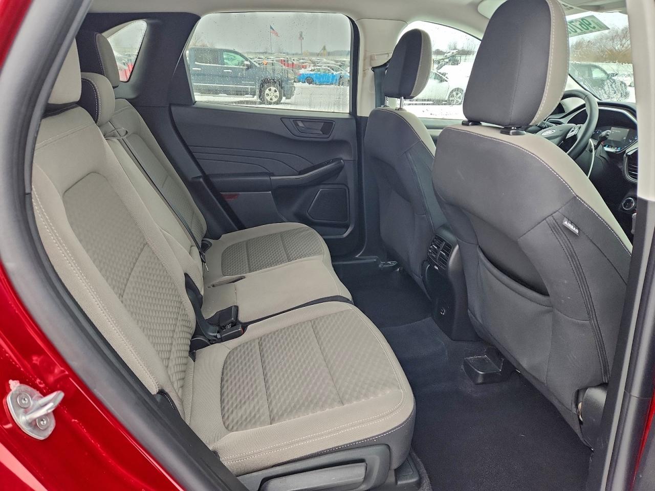 2022 FORD ESCAPE SE photo 11
