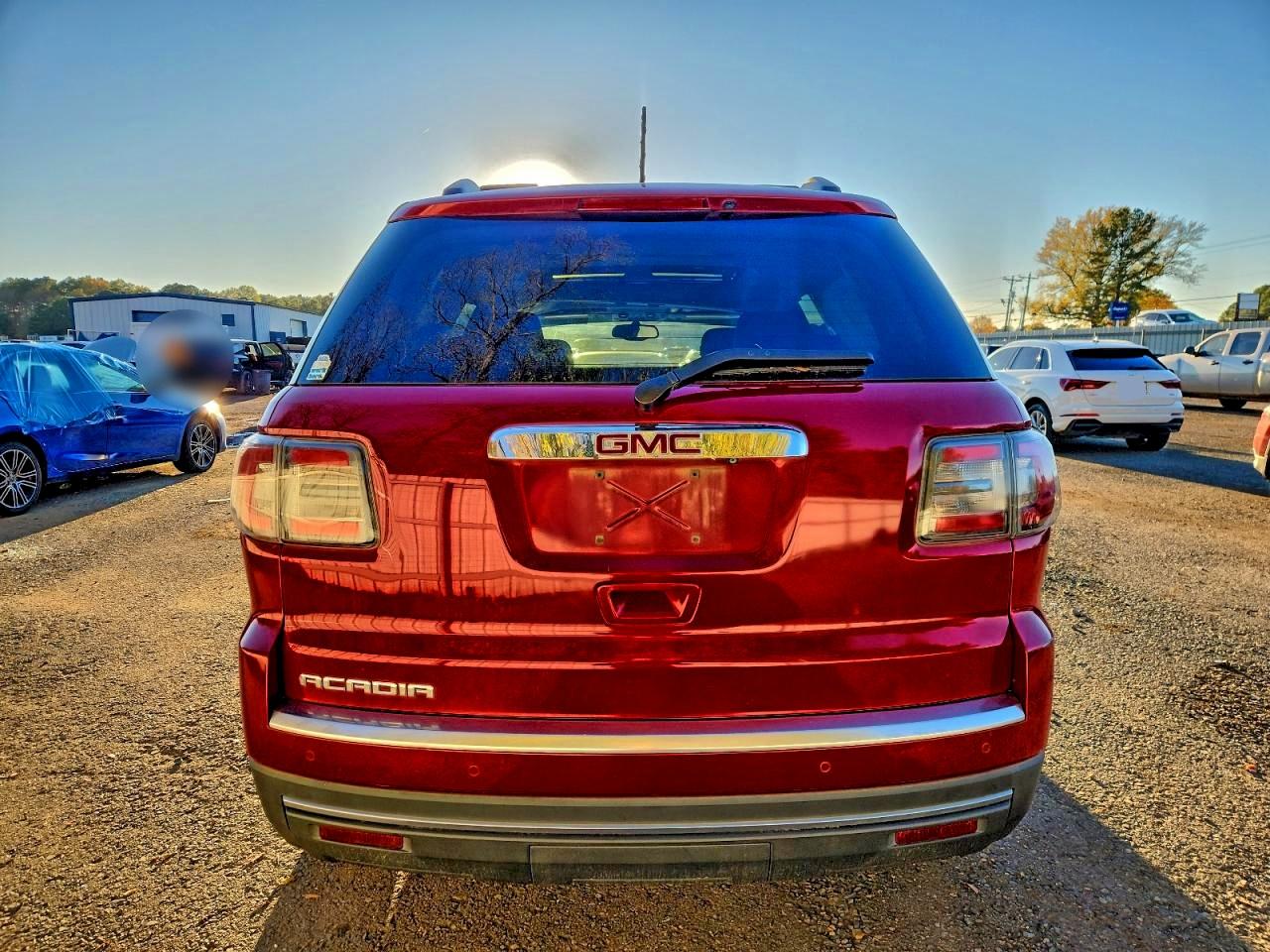 2014 GMC ACADIA SLE photo 6
