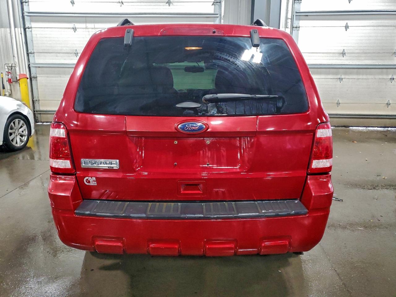2011 FORD ESCAPE XLT photo 6