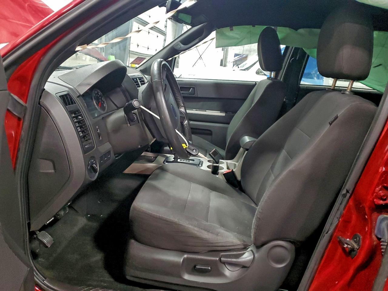 2011 FORD ESCAPE XLT photo 7