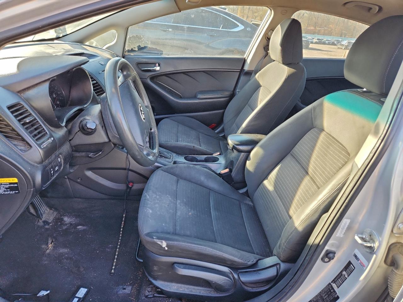 2015 KIA FORTE LX photo 13