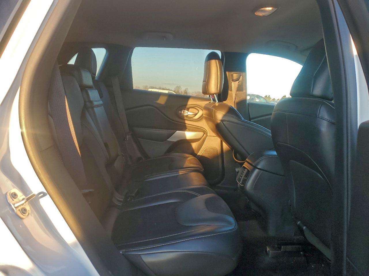 2018 JEEP CHEROKEE LATITUDE PLUS photo 11
