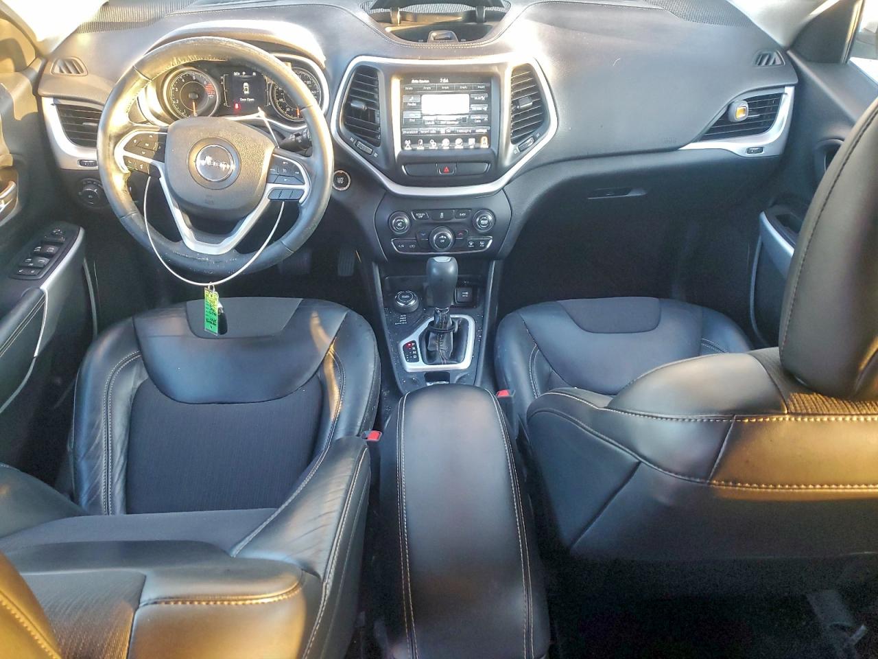 2018 JEEP CHEROKEE LATITUDE PLUS photo 8