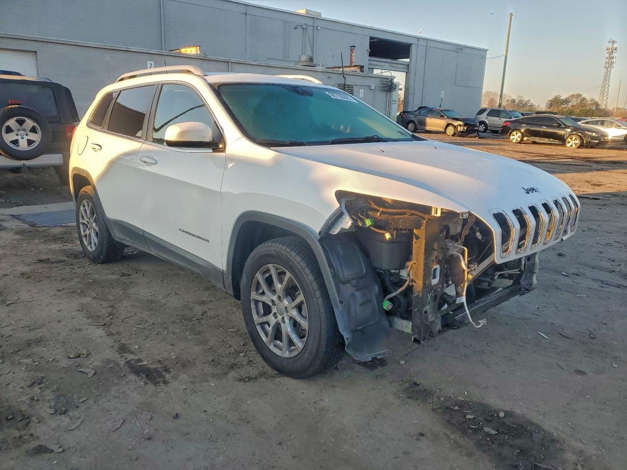 2018 JEEP CHEROKEE LATITUDE PLUS photo 4