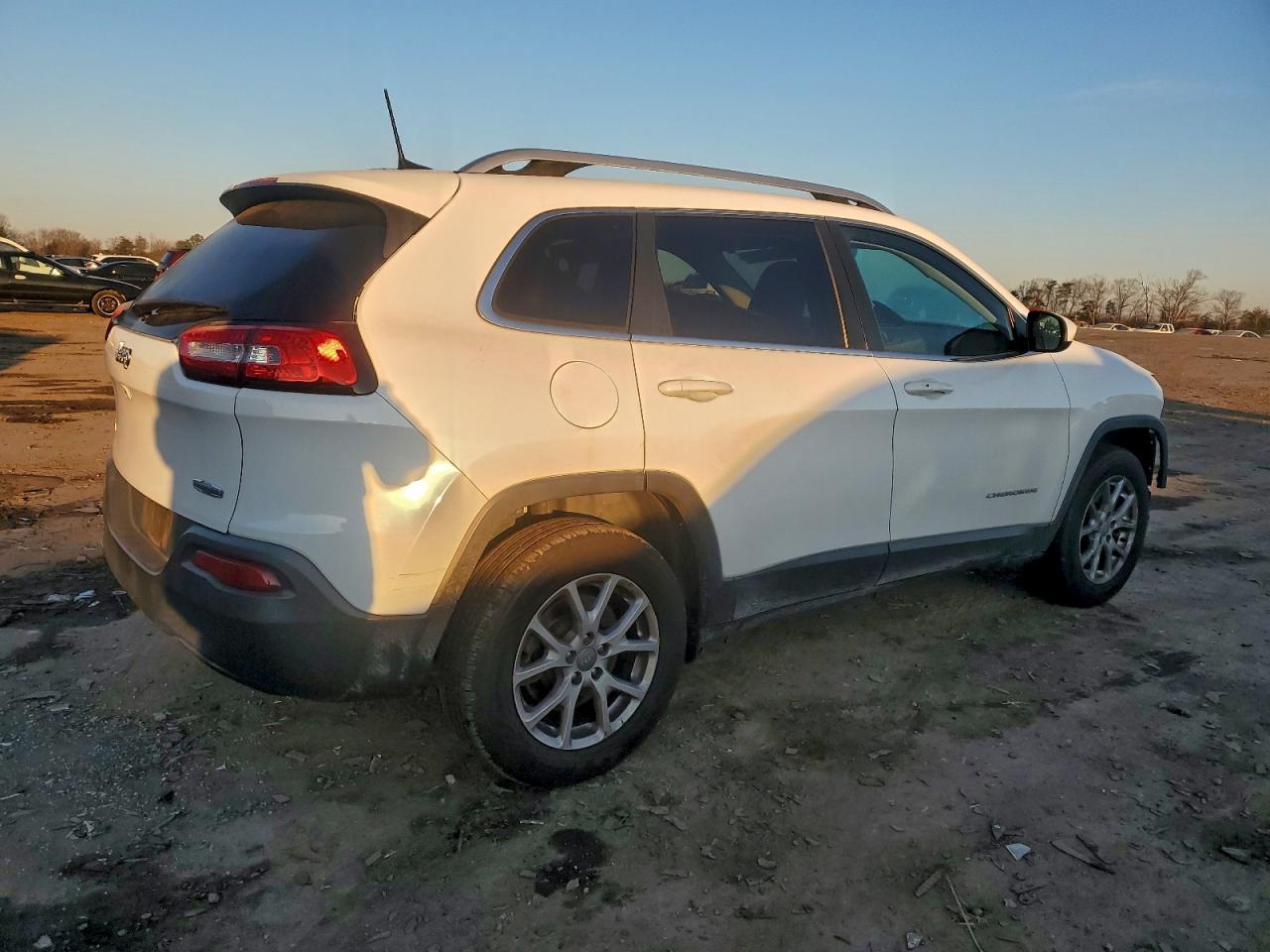 2018 JEEP CHEROKEE LATITUDE PLUS photo 3