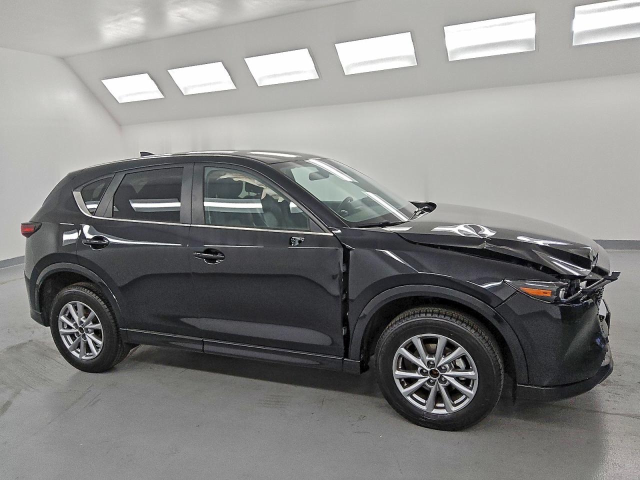 2025 MAZDA CX-5 SELECT photo 4