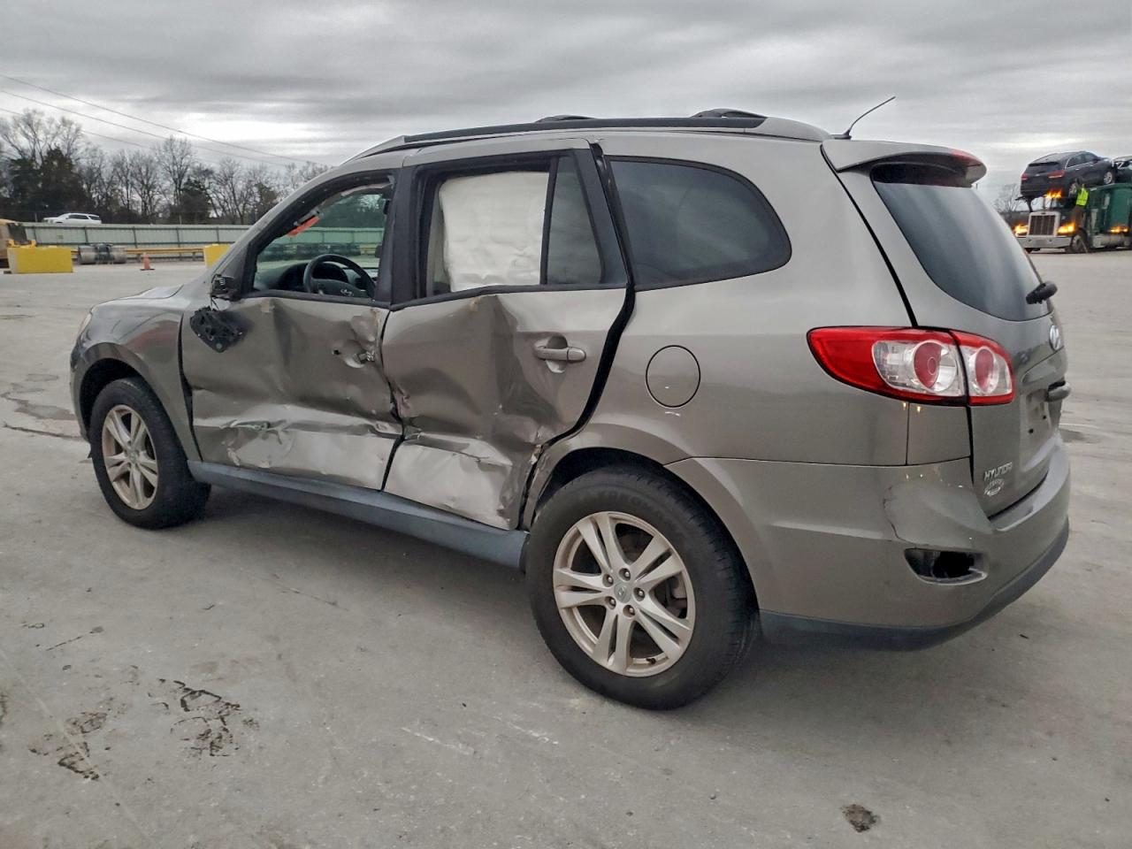 2011 HYUNDAI SANTA FE SE photo 2