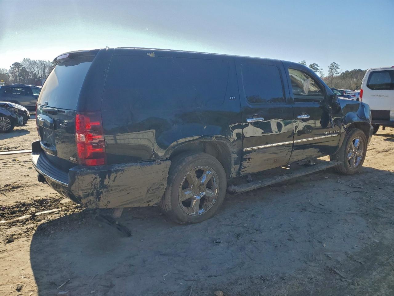 2012 CHEVROLET SUBURBAN K1500 LTZ photo 5