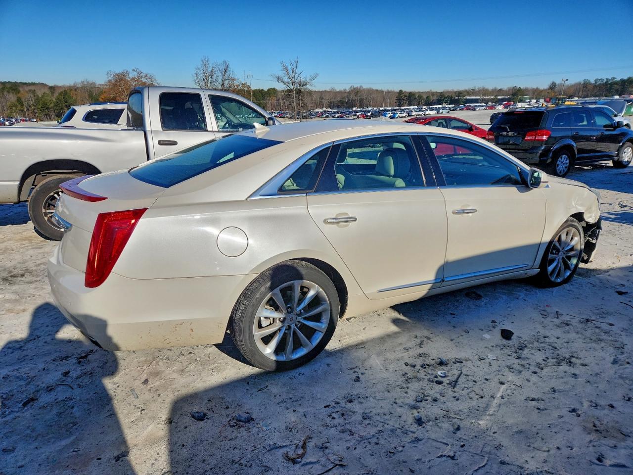 2013 CADILLAC XTS LUXURY COLLECTION photo 3