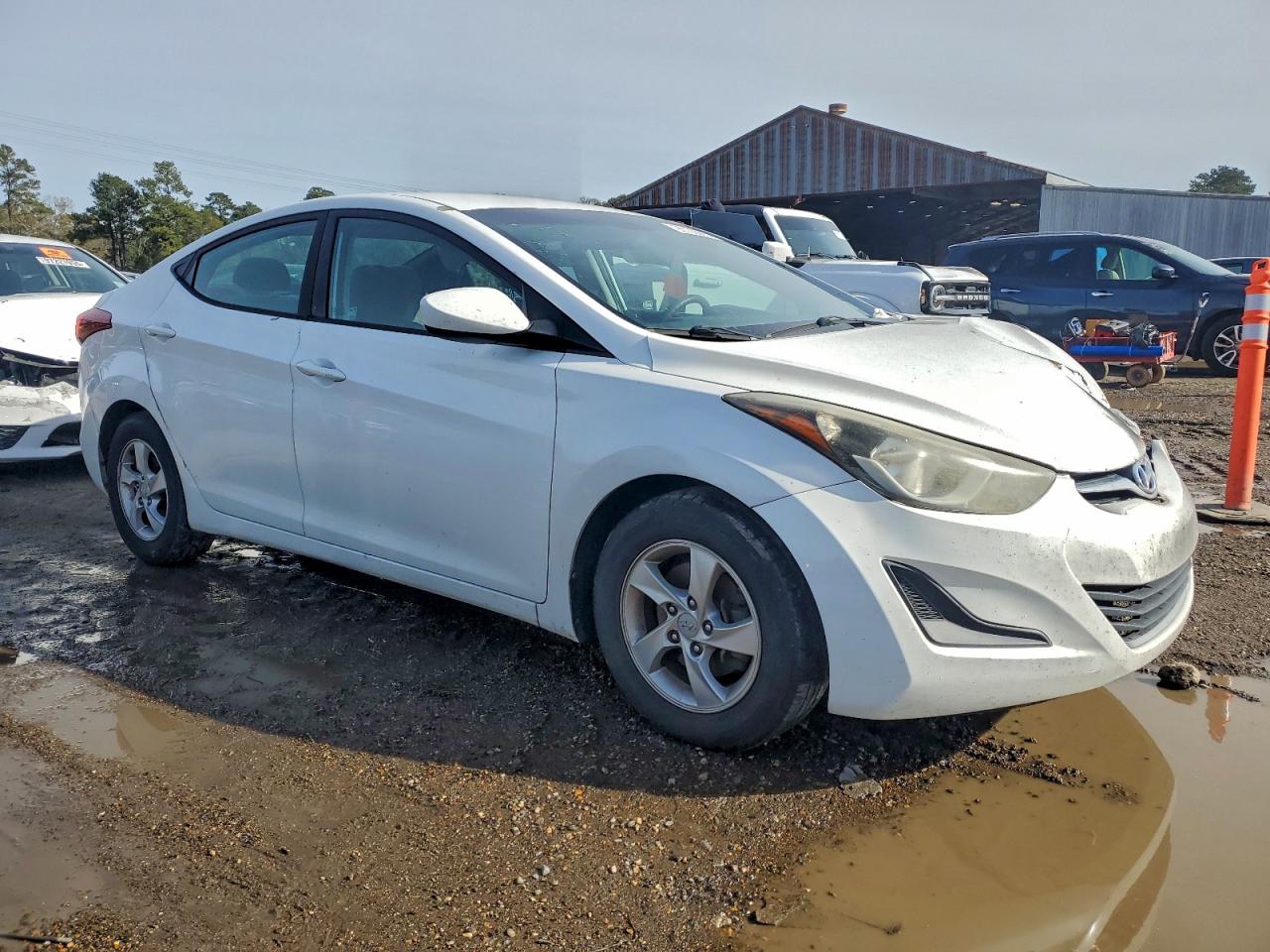 2014 HYUNDAI ELANTRA SE photo 4