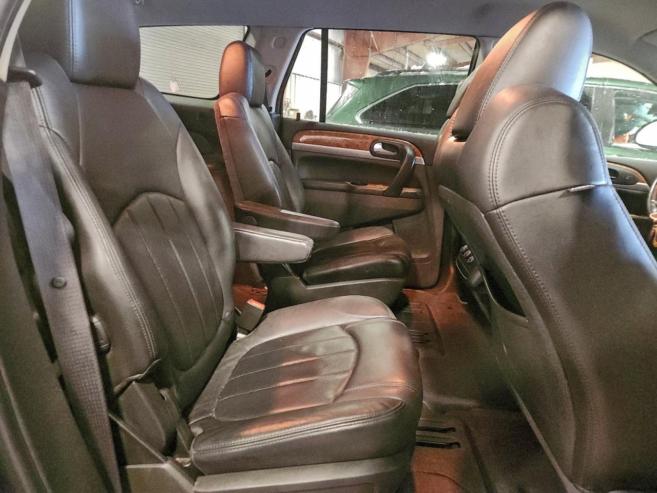 2011 BUICK ENCLAVE CXL photo 11