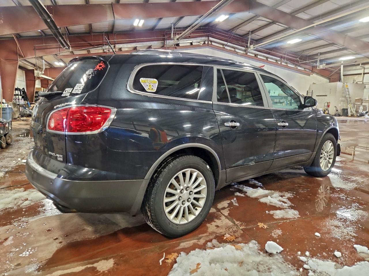 2011 BUICK ENCLAVE CXL photo 3