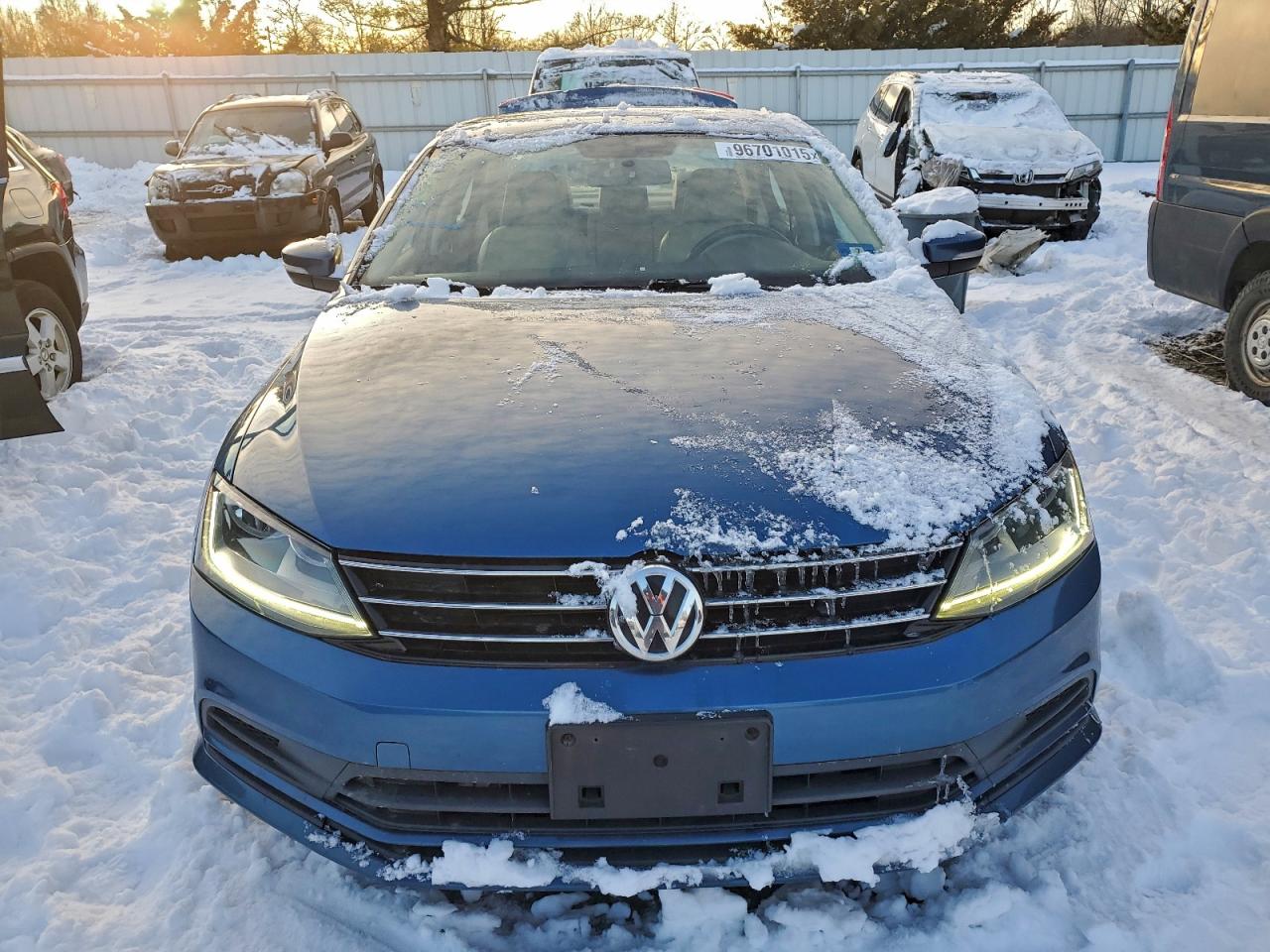 2017 VOLKSWAGEN JETTA SE photo 5