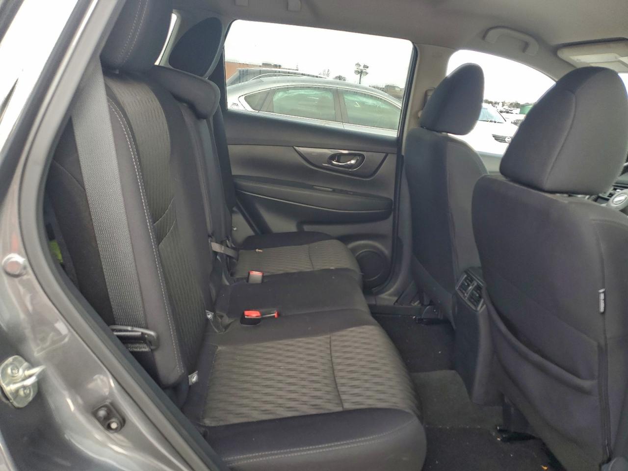2020 NISSAN ROGUE S photo 10