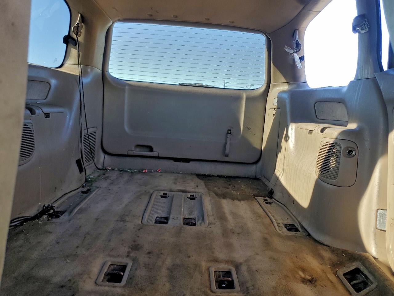 1998 TOYOTA SIENNA LE photo 10