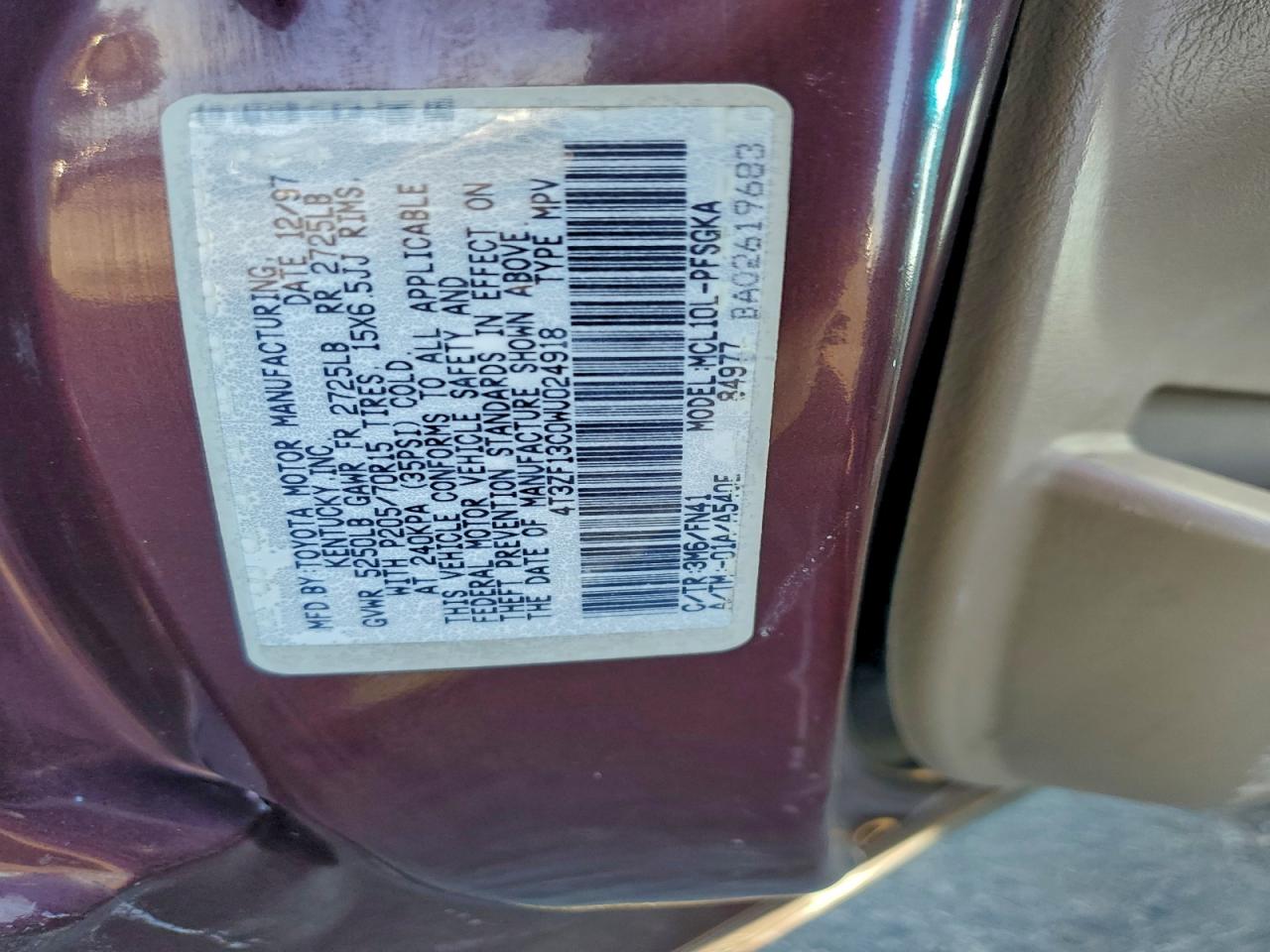 1998 TOYOTA SIENNA LE photo 13