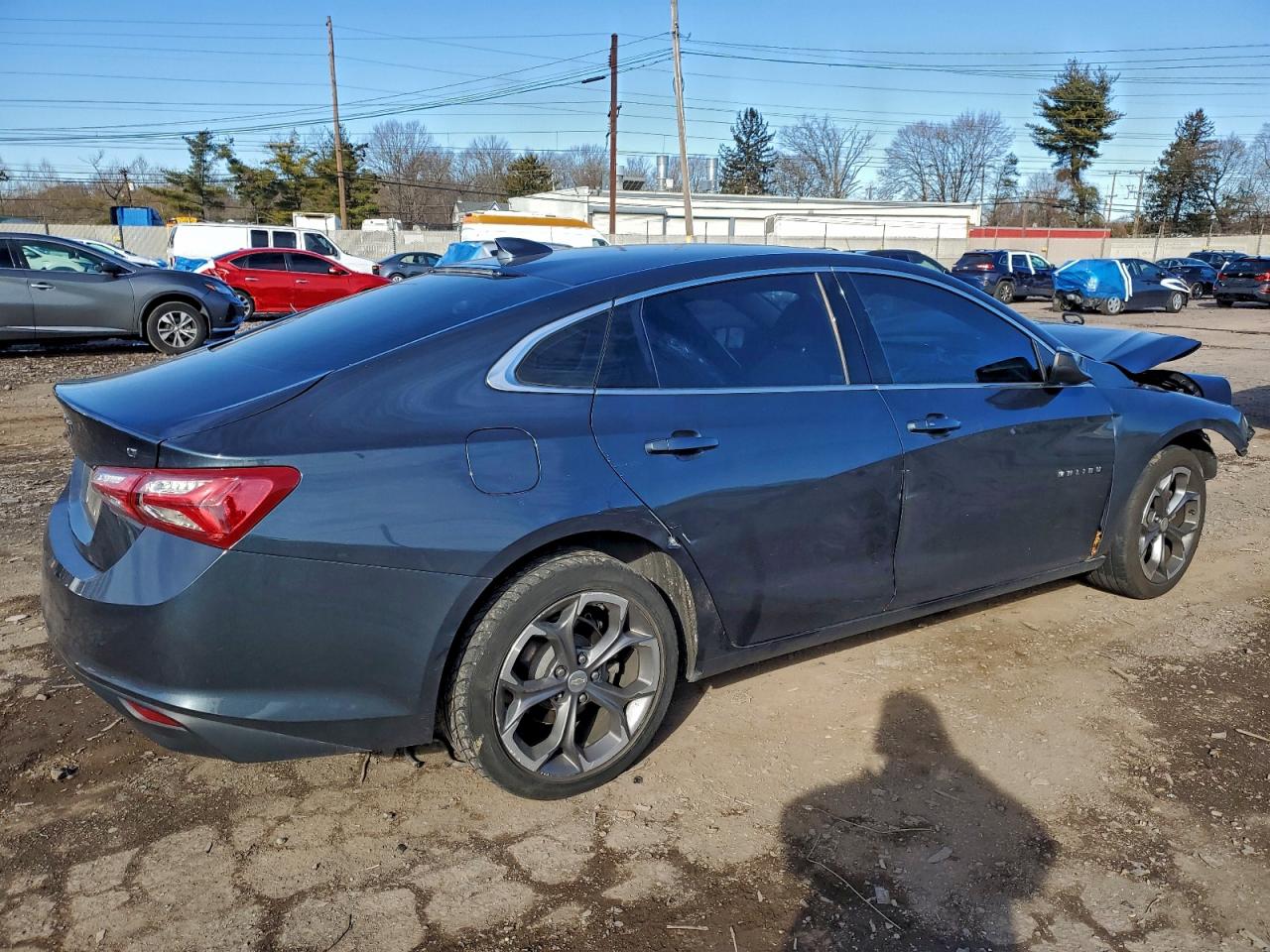 2020 CHEVROLET MALIBU LT photo 3