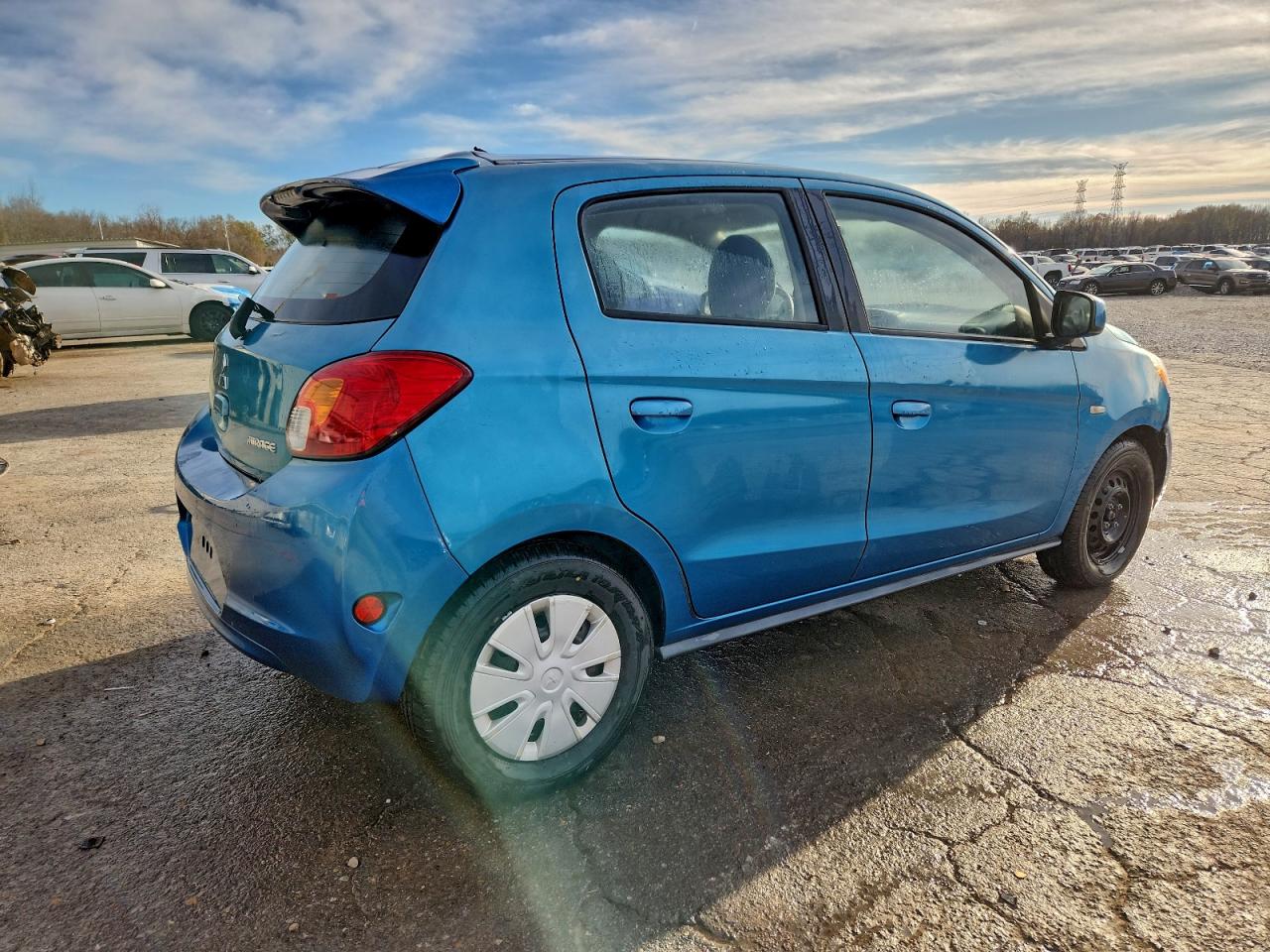2015 MITSUBISHI MIRAGE DE photo 3