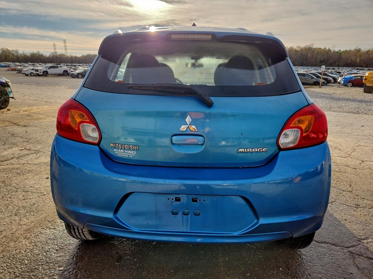 2015 MITSUBISHI MIRAGE DE photo 6