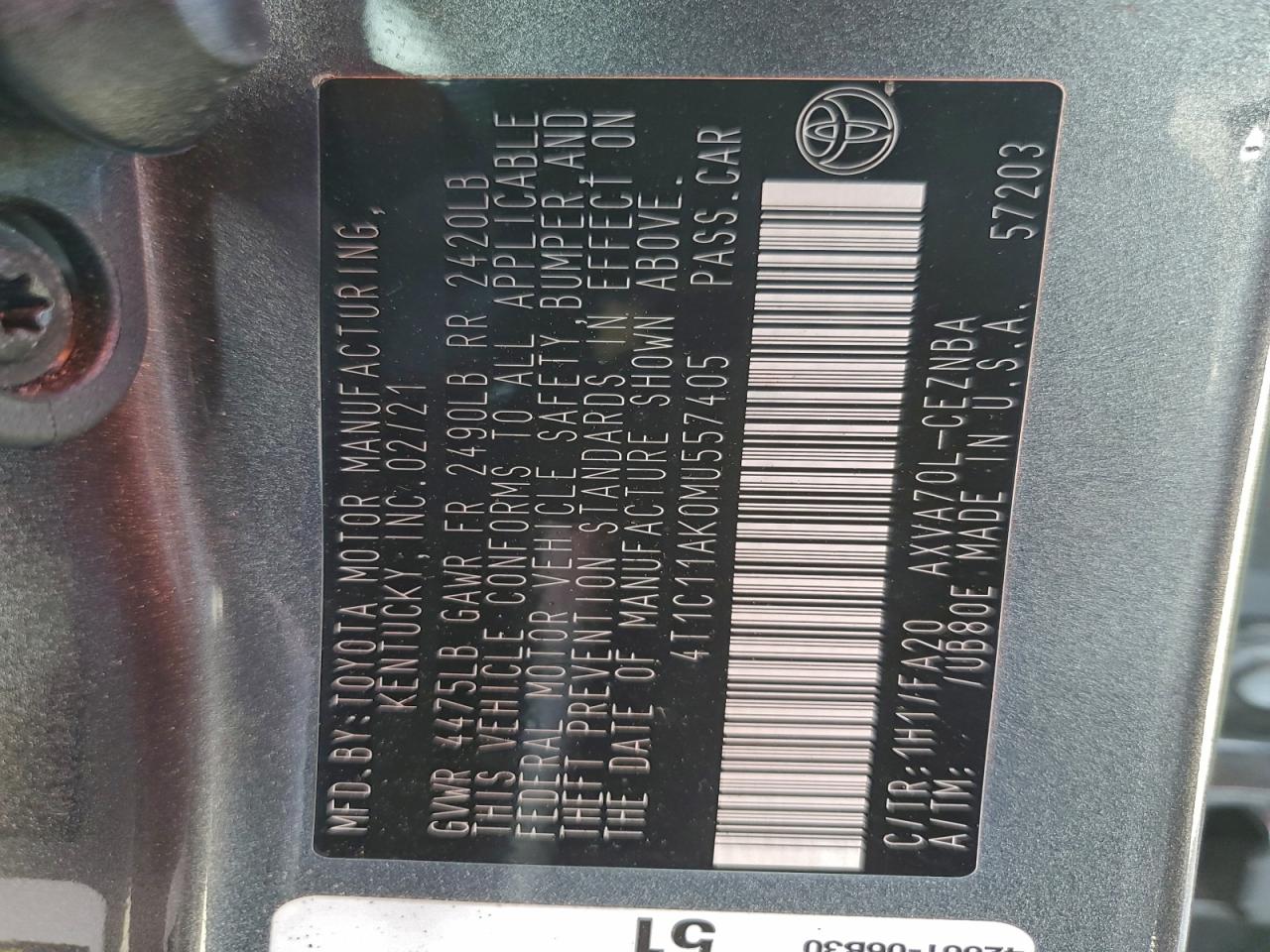 2021 TOYOTA CAMRY LE photo 12