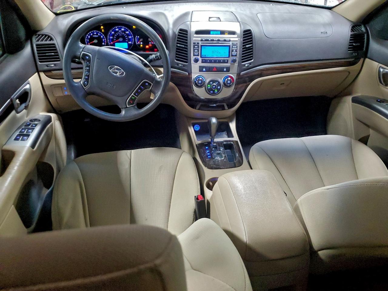 2011 HYUNDAI SANTA FE GLS photo 8