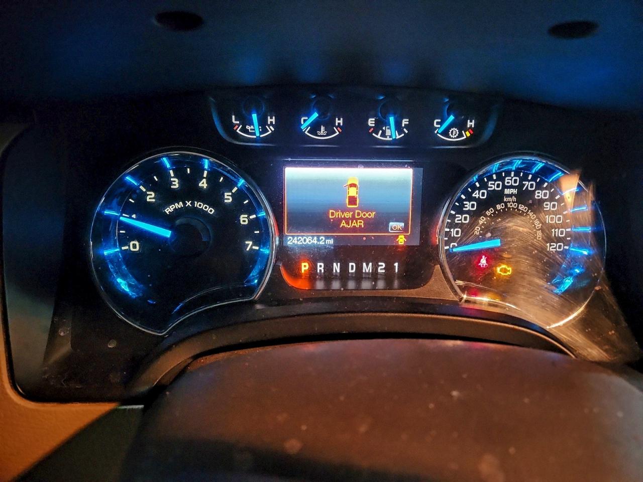 2011 FORD F150 SUPERCREW photo 9