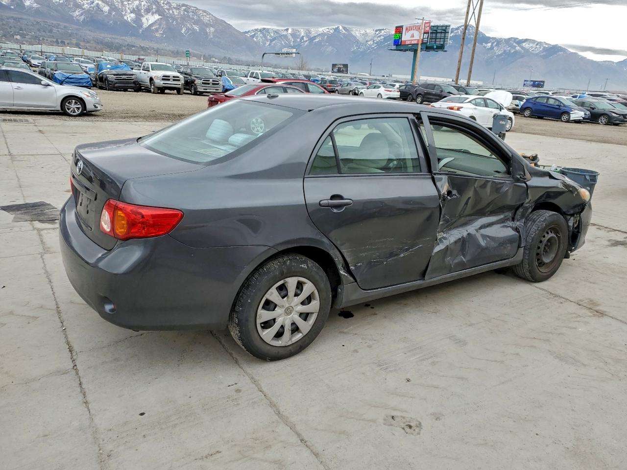2010 TOYOTA COROLLA BASE photo 3