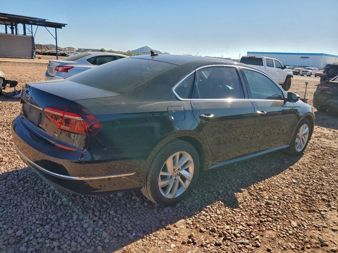 2018 VOLKSWAGEN PASSAT SE photo 5