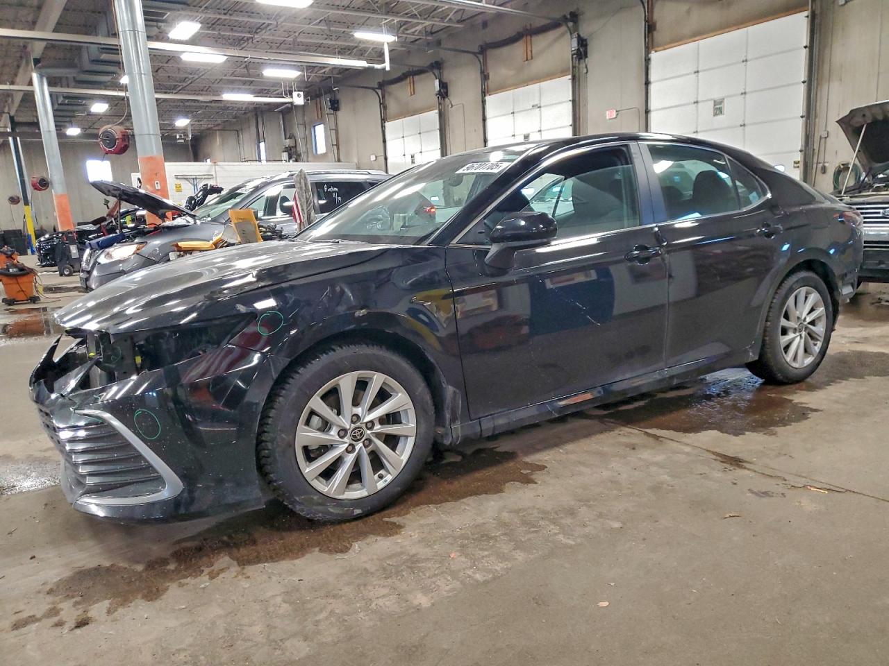 2023 TOYOTA CAMRY LE — REAR END damage — photo 1